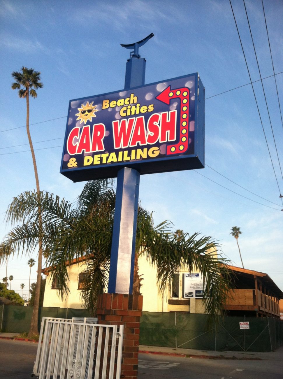 outdoor signage company Los Angeles